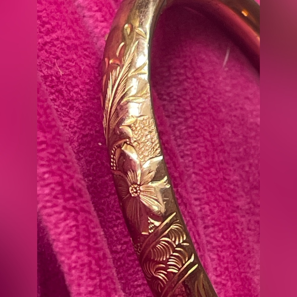 Antique gold bracelet